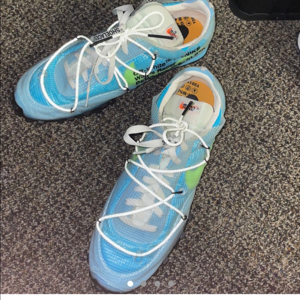 Off white 🤞🏽 waffle racer 
Size 13